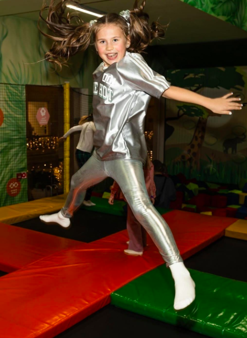 Фото Певица из Новосибирска Пелагея показала кадры с дня рождения дочери 3